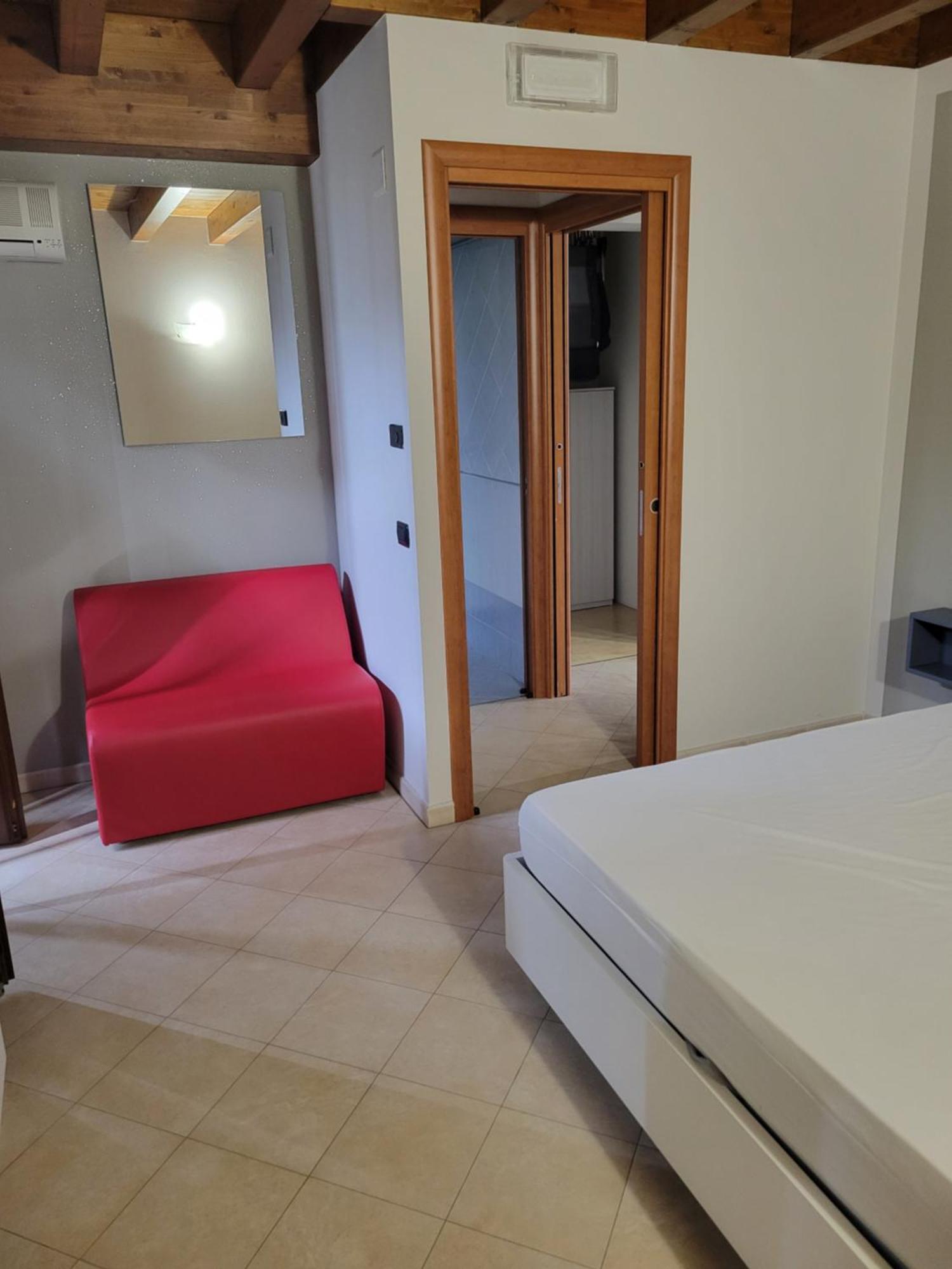 Casa Lorena Desenzano del Garda Esterno foto